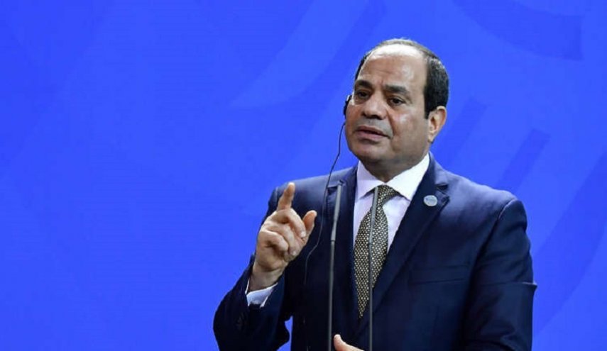 السيسي يطالب الإعلام بمقارنة مصر مع أوروبا خلال عرض التظاهرات