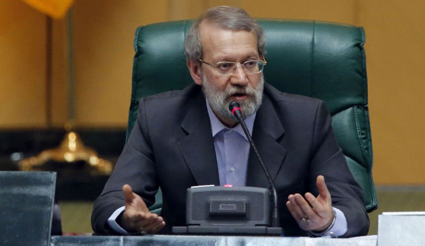 لاریجانی: استعفای نمایندگان اصفهان در هیات رییسه بررسی می شود