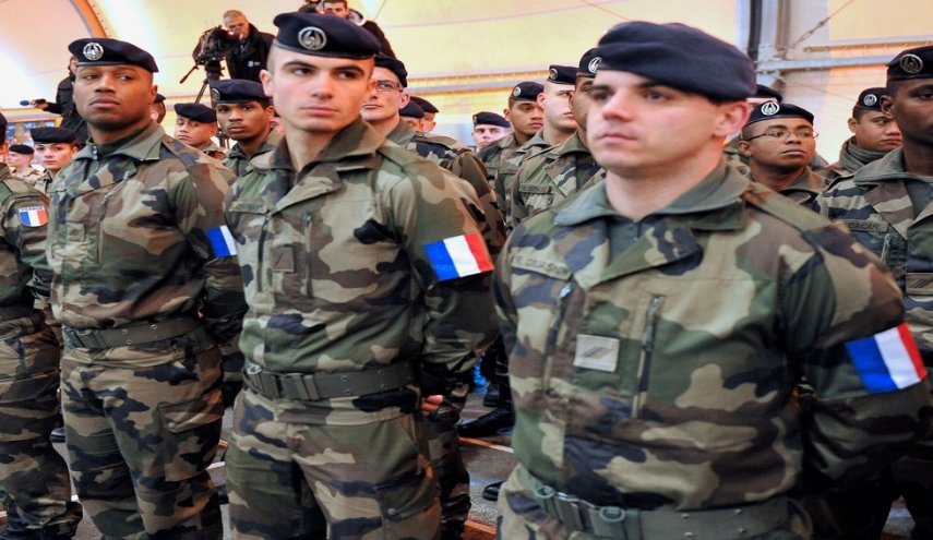 فرنسا بدأت سحب قواتها من سوريا