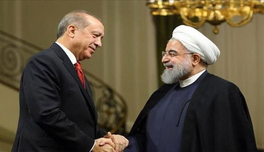 زيارة الرئيس روحاني لترکيا وأهميتها علی الصعيدين السياسي والاقتصادي