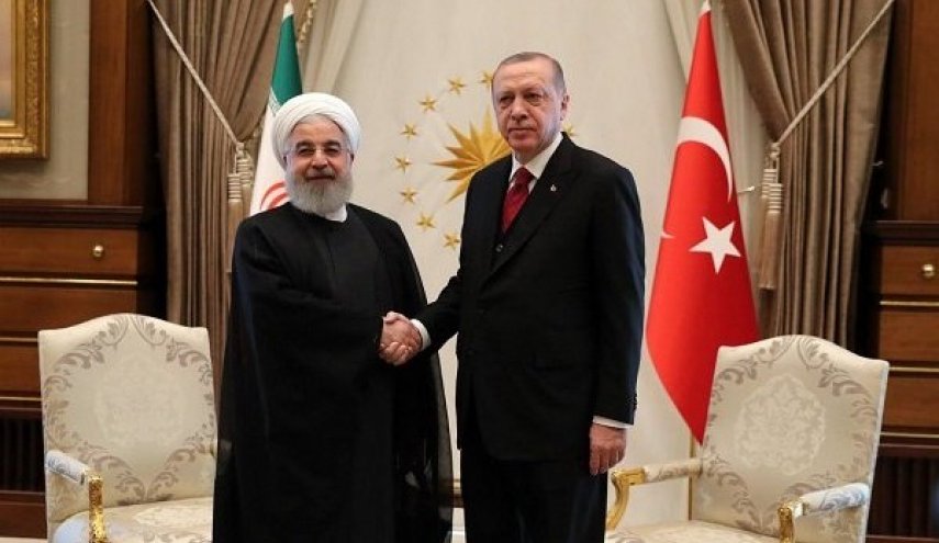 اردوغان يستقبل الرئيس روحاني رسميا في أنقرة
