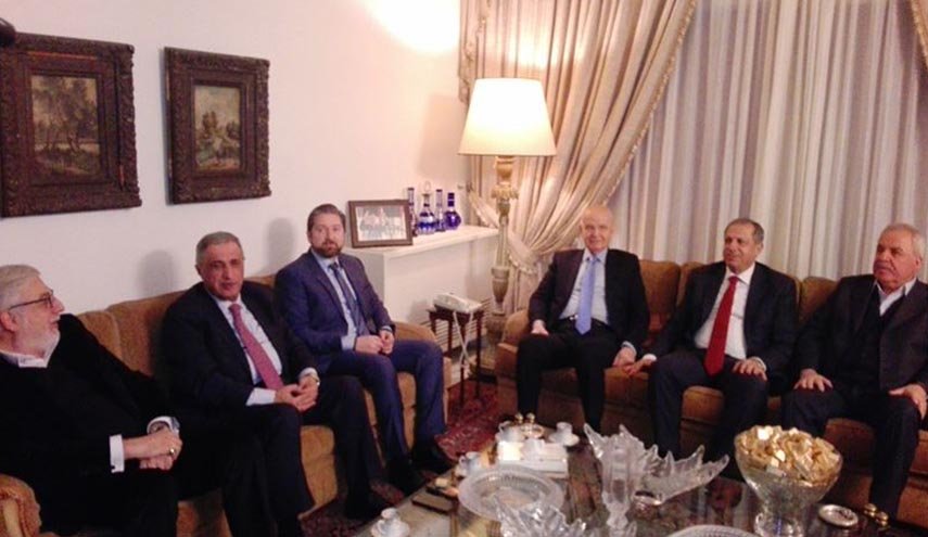 نائب لبناني: اللقاء التشاوري ملتزم بمبادرة الرئيس عون