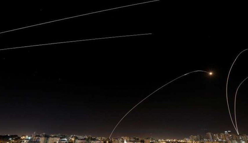 جيش الاحتلال الاسرائيلي: دفاعاتنا الجوية تصدت لصاروخ أطلق من سوريا
