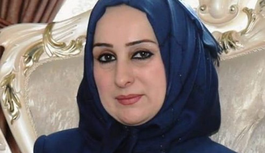 وزيرة التربية العراقية تقدم استقالتها وتعلن براءتها من اي ارهابي