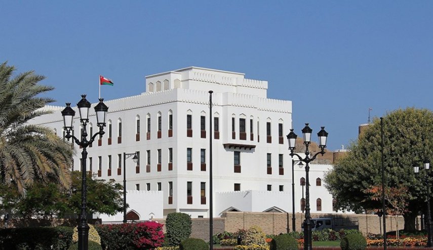 سلطنة عمان تزيد الإنفاق في موازنة 2019