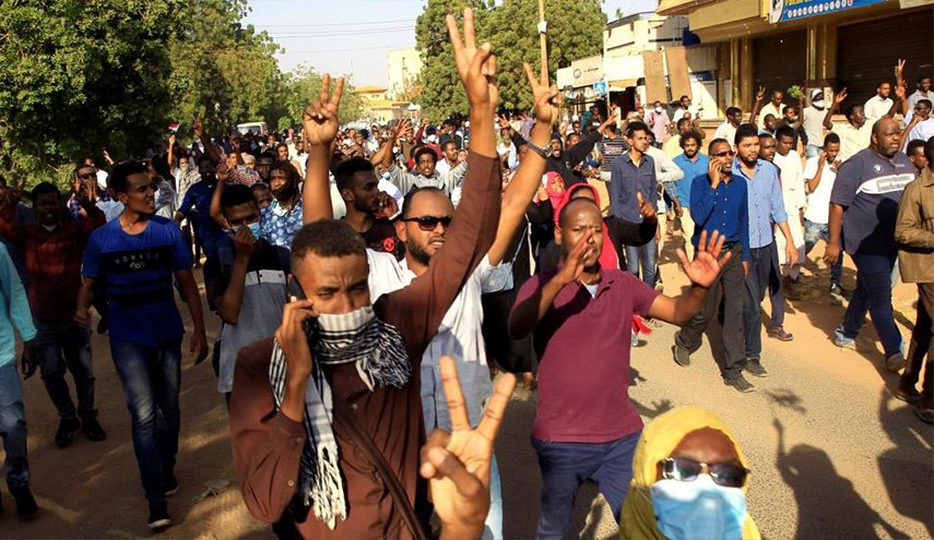 أنباء عن حجب مواقع التواصل الاجتماعي في السودان