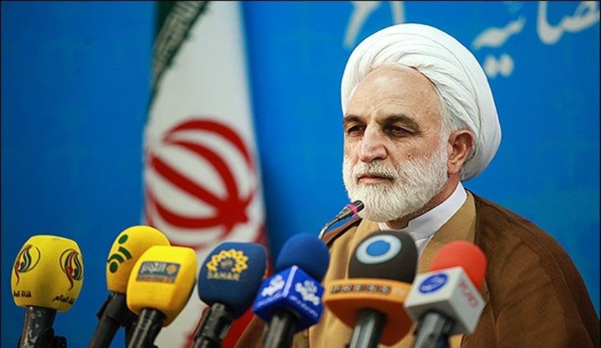 مسؤول قضائي ايراني: ليخسأ وزير الخارجية البريطاني
