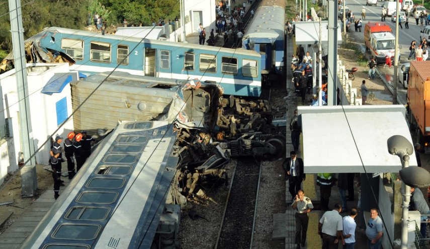 قتيلان وعشرات الجرحى إثر تصادم قطارين في جنوب أفريقيا