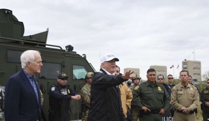 هشدار ترامپ به کنگره درباره اعلام وضعیت اضطراری برای ساخت دیوار مرزی