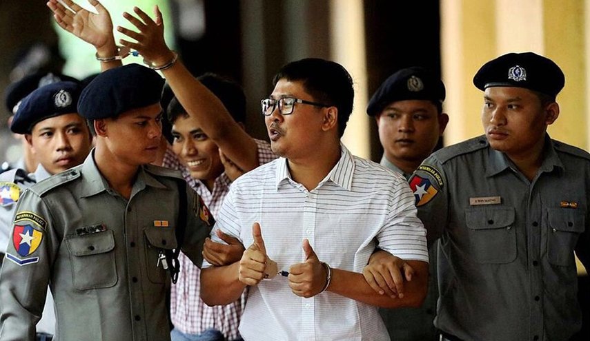 محكمة في بورما ترفض طعن صحافيين من رويترز ضد سجنهما