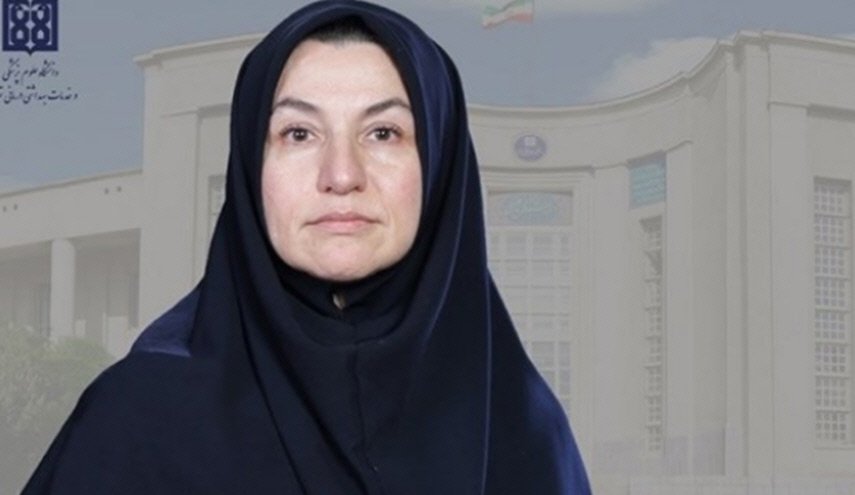 استاذة في جامعة طهران ضمن قائمة 50 عالمة رائدة في آسيا
