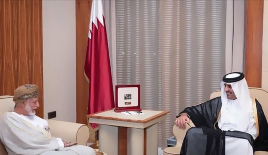 گفت‌وگوی «بن علوی» با امیر قطر درباره بحران شورای همکاری
