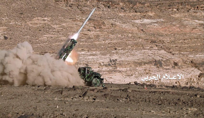 اطلاق صاروخ باليستي على تجمعات الغزاة والمرتزقة بنجران