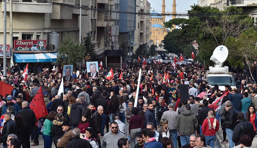 تظاهرة في بيروت رفضا للسياسات الاقتصادية والاجتماعية