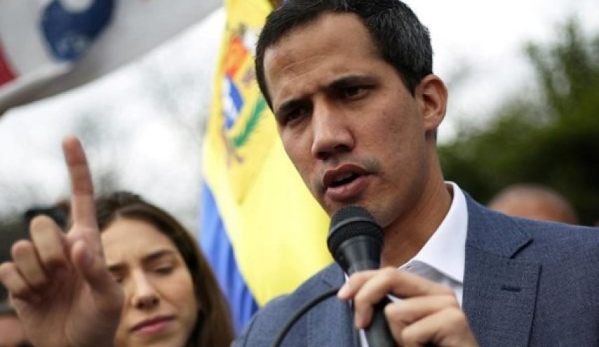دادستان ونزوئلا خواستار ممنوع‌الخروج شدن «خوان گوایدو» شد
