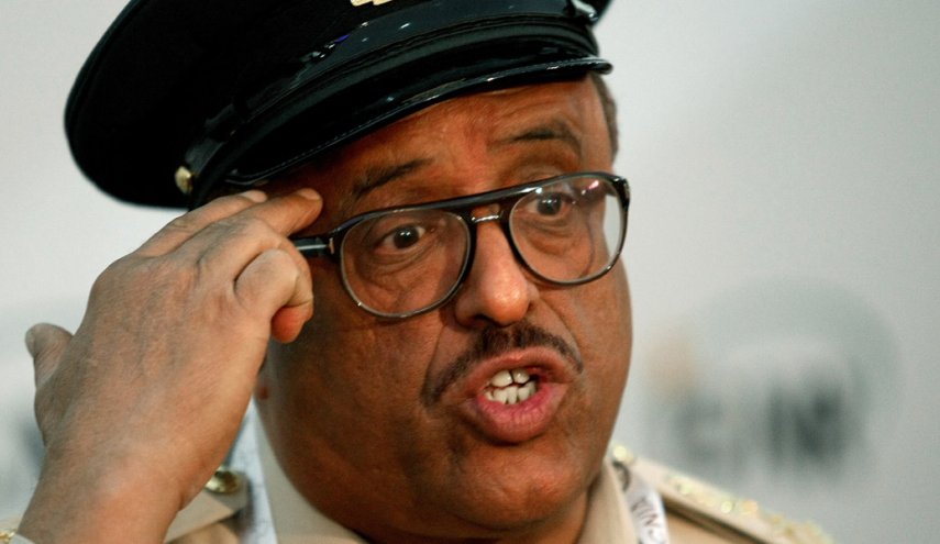 خلفان جن جنونه.. يشتم القطريين ويسخر من لاعبي بلده