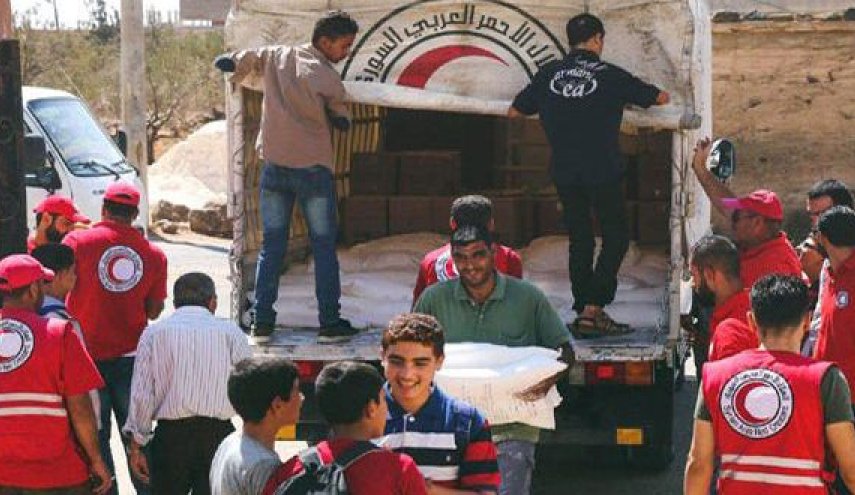 الهلال الأحمر السوري يوزع مساعدات على 24 بلدة بريف درعا 
