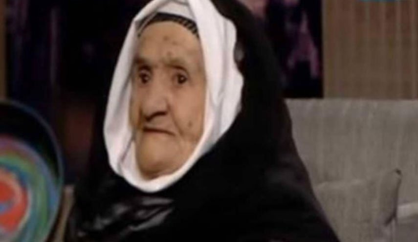 أكبر معمرة في مصر تتبرع بـ'تحويشة العمر' للفقراء