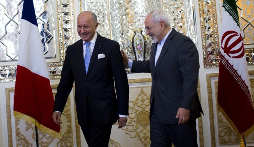 ظريف يقترح اجراء التبادل التجاري بين ايران ولبنان بالعملة الوطنية
