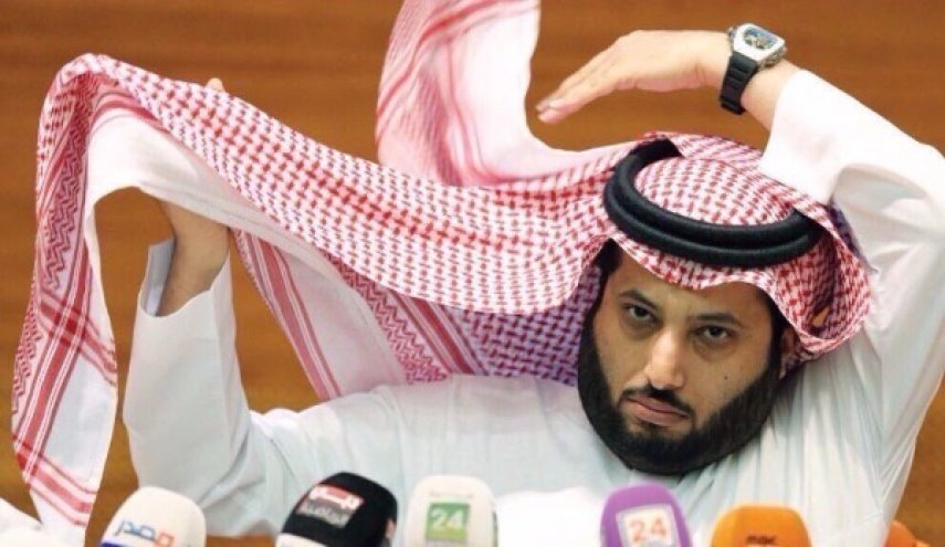 تركي آل الشيخ يسخر من وكالة الأنباء القطرية