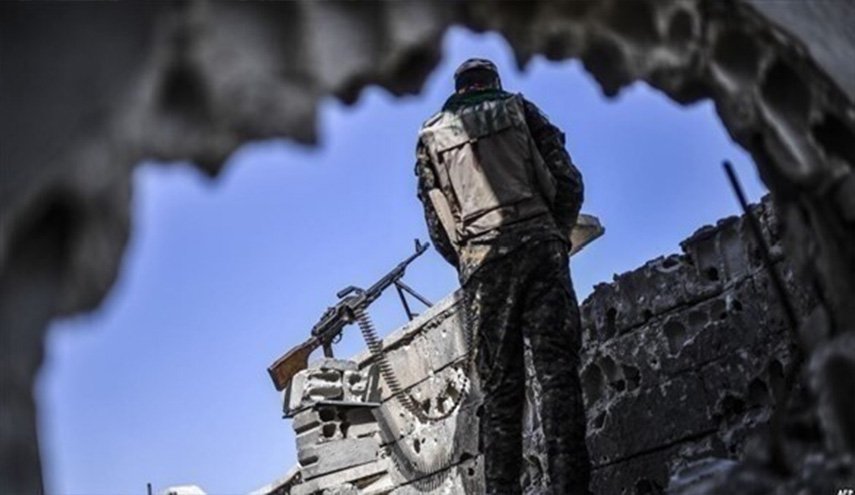 شاهد:داعش يتحصن بالألغام والأنفاق في مربعه الأخير بسوريا