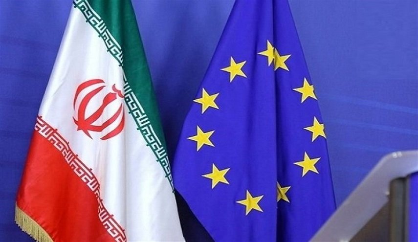 ايران لديها خيارات أخری.. وبقاؤها في الاتفاق النووي يتوقف علی رغبة الشعب 