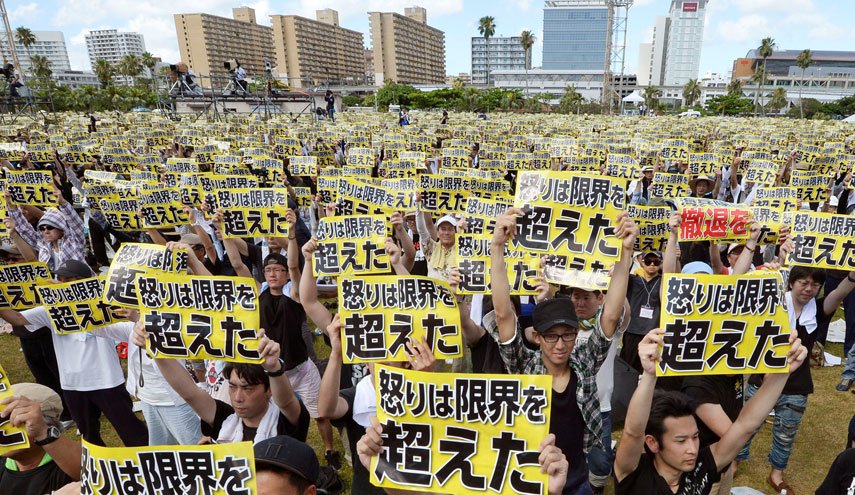 همه پرسی ساکنان اوکیناوا ژاپن برای تعیین تکلیف پایگاه جنجالی آمریکایی ها