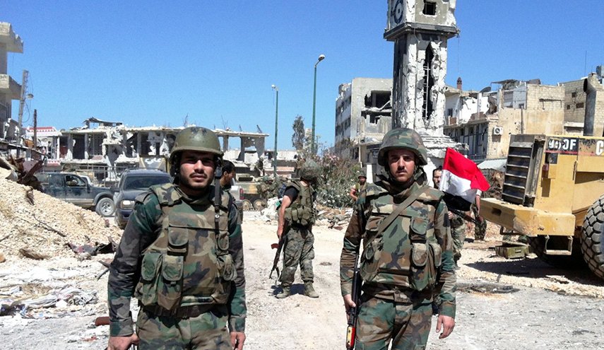 الجيش السوري يقصف تجمعات المسلحين بريف حماة الشمالي