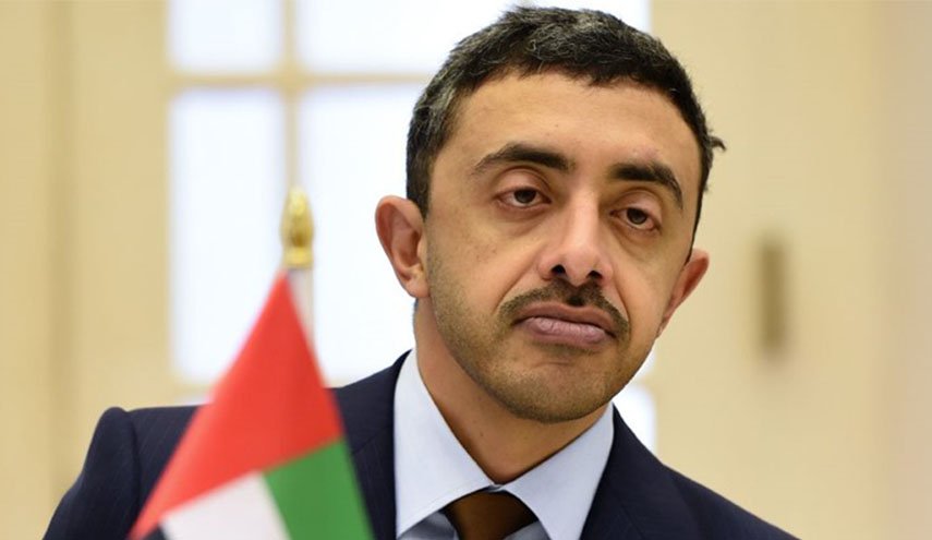  ابن زايد يعيد تغريد مقال 