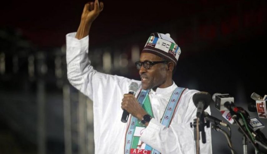 الرئيس المنتهية ولايته يفوز في الانتخابات الرئاسية بنيجيريا