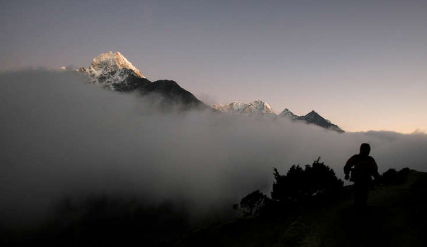 تحطم مروحية تقل وزير السياحة والطيران المدني في نيبال