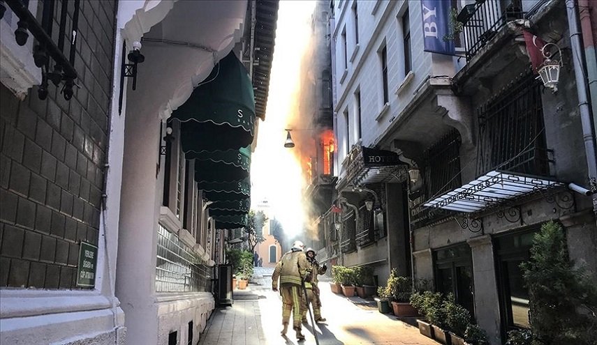 مصرع 4 أشخاص في حريق باسطنبول
