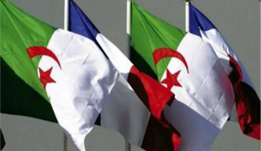فرنسا: مستقبل الجزائر بيد شعبها