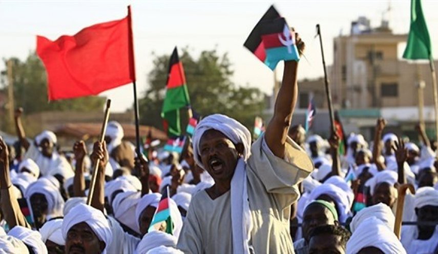 السودان: تجمع المهنيين يعلن إضراباً شاملاً الثلاثاء