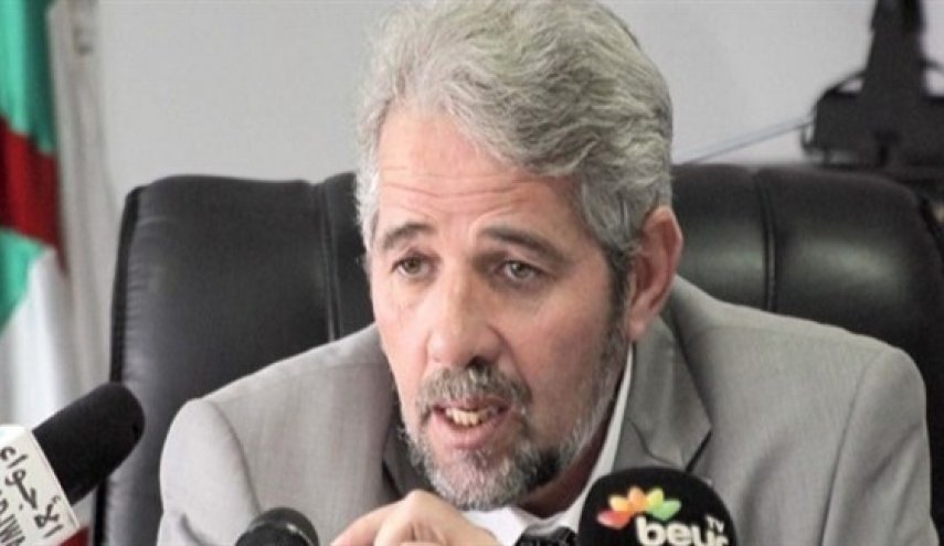 وزير جزائري سابق يستقيل من البرلمان والحزب الحاكم