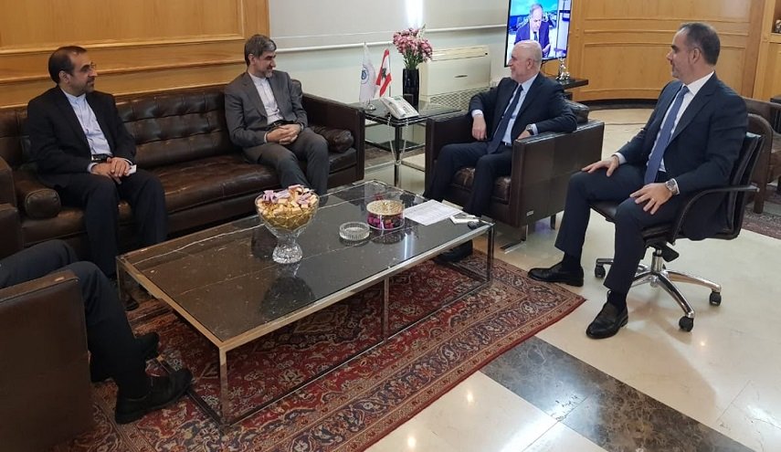 سفير ايران لدى بيروت يلتقي وزير النقل اللبناني