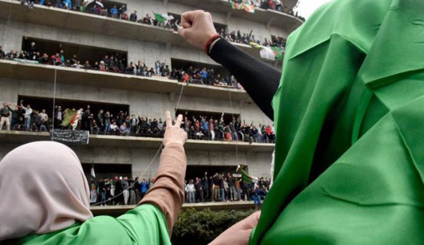 استنفار المعارضة الجزائرية لخوض عصيان مدني