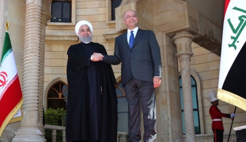 استقبال رسمی از روحانی در قصر السلام بغداد