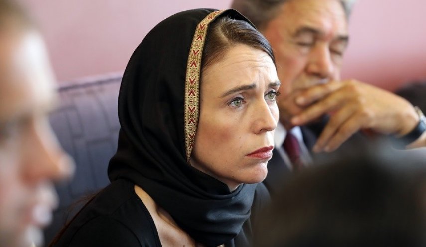 حجاب نخست وزیر نیوزلند به احترام قربانیان حادثه تروریستی + تصاویر