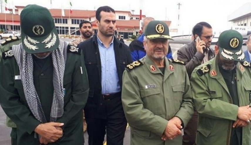 قائد حرس الثورة يتفقد المناطق المنكوبة بالسيول شمال ايران
