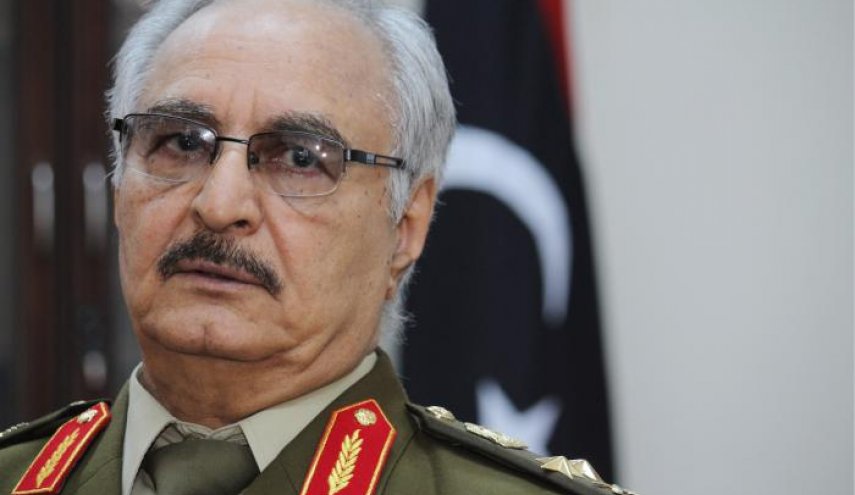حفتر يبشر بموعد حل الأزمة في ليبيا  