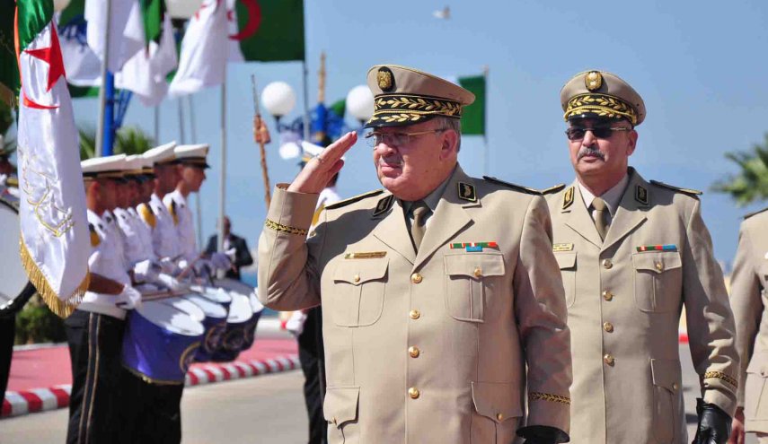 هل أقيل رئيس الأركان الجزائري و أحيل للتحقيق العسكري؟