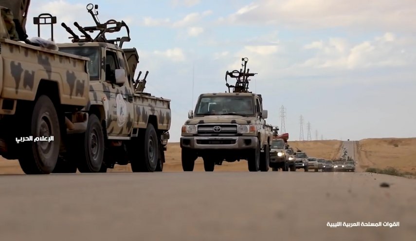 قوات تابعة لحفتر على بعد أقل من 30 كيلومترا من طرابلس