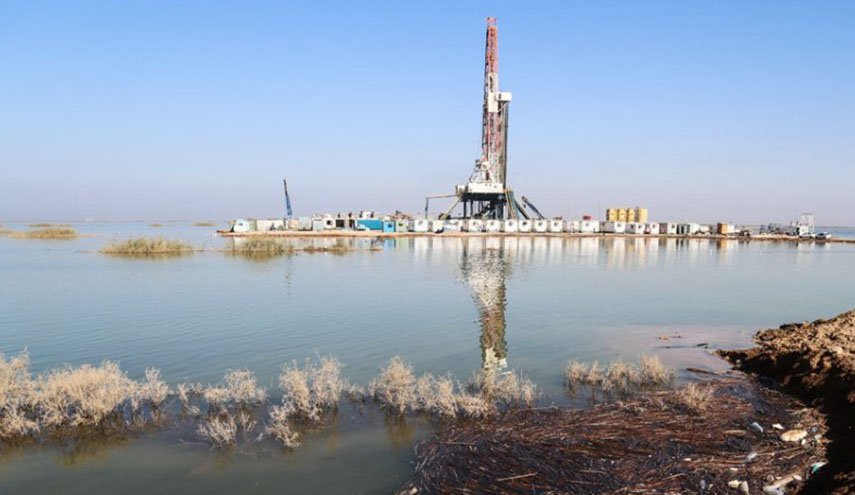 السیول لم توقف الإنتاج فی الحقول النفطیة المشتركة مع العراق