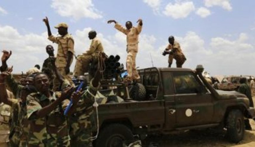 اطلاق نار خارج مقر وزارة الدفاع السودانية بسبب الإحتفال!
