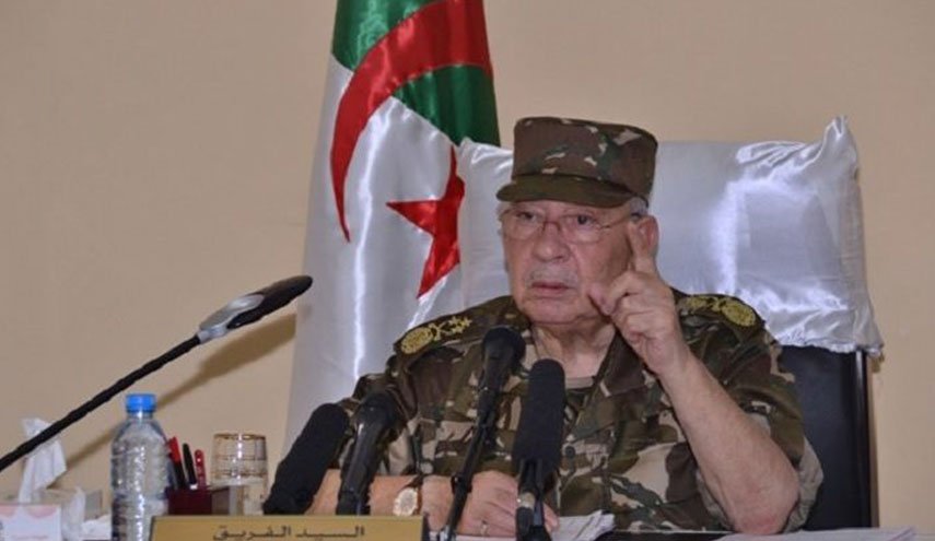 قائد الجيش الجزائري: الوقت يداهمنا والوضع لا يحتمل المزيد من التأجيل
