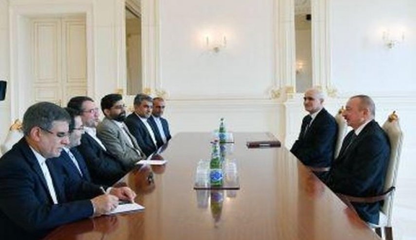 وزير الصناعة الايراني يلتقي الرئيس الاذربيجاني