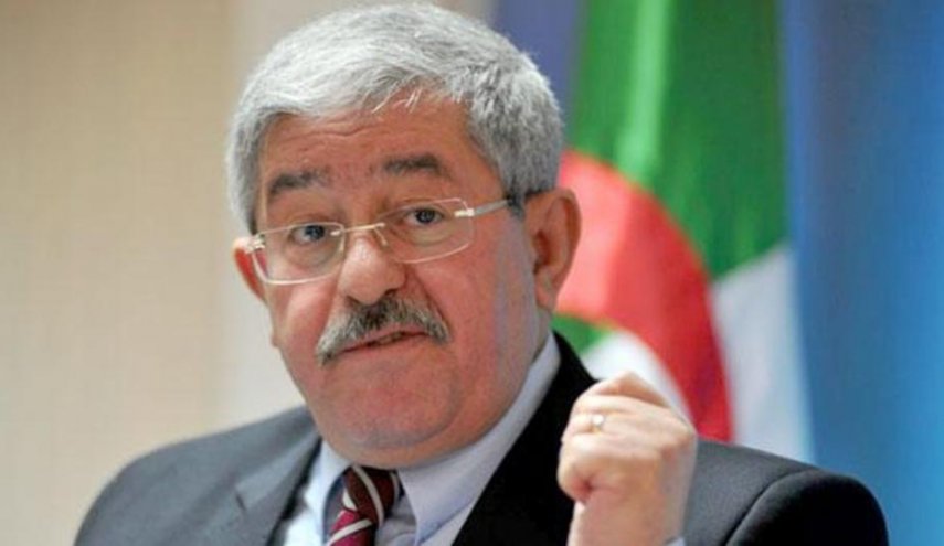 الجزائر.. المحكمة تستدعي رئيس الوزراء السابق