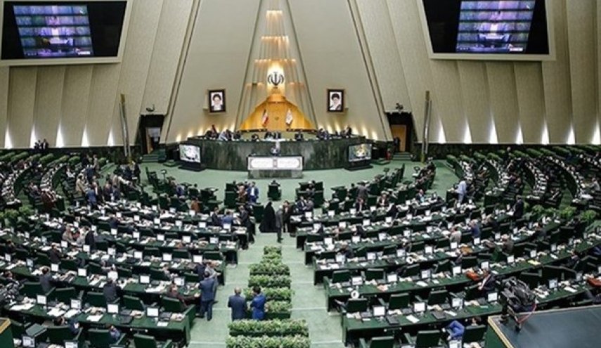 برلمان ايران يبحث القرار الاميركي بشأن حرس الثورة