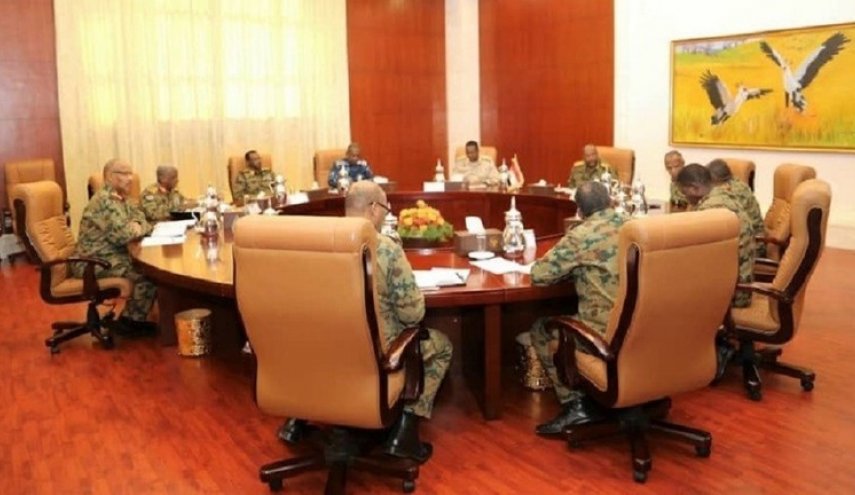 تازه ترین تحولات سودان | استعفای شماری از اعضای شورای نظامی سودان/ تشکیل یک کمیته برای حل اختلافات